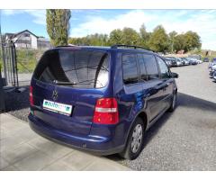 Volkswagen Touran 2,0 2.0 TDI Trendline - 7