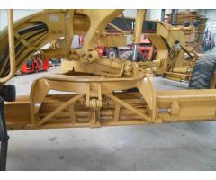 Caterpillar Grader 12 H NA + Riper - 12