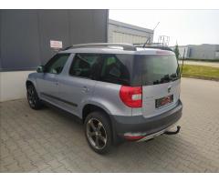 Škoda Yeti 2,0 TDI  4X4 EXPERIENCE - 6