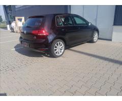 Volkswagen Golf 1,2 TSI  63 kW BMT Trendline - 4