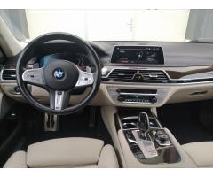 BMW Řada 7 3,0   740Ld xDrive AT - 22