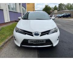 Toyota Auris 1,8i Hybrid /servis.kn. / - 7