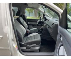 Volkswagen Caddy Cross 1,6 TDI / DSG / servis.k - 21