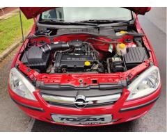 Opel Corsa 1,2i 16V / automat / - 29