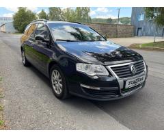 Volkswagen Passat 1,9 TDi Combi + sada pneu - 6