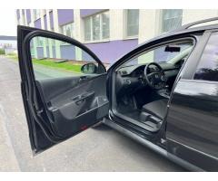 Volkswagen Passat 1,9 TDi Combi + sada pneu - 8