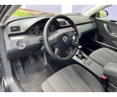 Volkswagen Passat 1,9 TDi Combi + sada pneu - 12