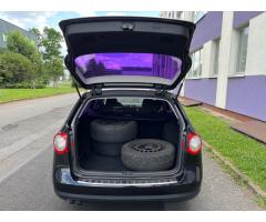 Volkswagen Passat 1,9 TDi Combi + sada pneu - 16