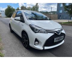 Toyota Yaris 1,5 Hybrid / automat / - 6