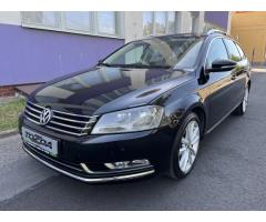 Volkswagen Passat 2,0 TDI Highline servis.kn. - 8