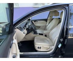 Volkswagen Passat 2,0 TDI Highline servis.kn. - 11