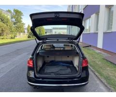 Volkswagen Passat 2,0 TDI Highline servis.kn. - 18