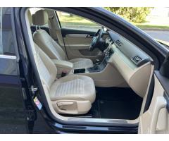 Volkswagen Passat 2,0 TDI Highline servis.kn. - 28