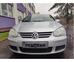 Volkswagen Golf 1,6i - 7