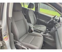 Volkswagen Golf 1,6i - 15