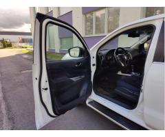 Nissan Navara 2,3 dCi 4WD / Tekna / servis.k - 8