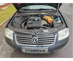 Volkswagen Passat 2,0 i long / pohřebák / - 20