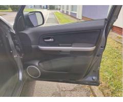 Suzuki Grand Vitara 2,0i 16V 4WD / DPH / - 18