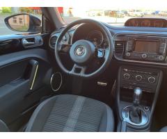 Volkswagen Beetle 2,0 TDI TOP /panorama/servis - 25