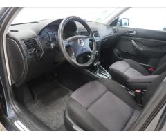 Volkswagen Golf 2,0 i 85KW "Edition" AUTOMAT - 11