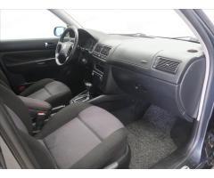 Volkswagen Golf 2,0 i 85KW "Edition" AUTOMAT - 13