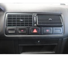 Volkswagen Golf 2,0 i 85KW "Edition" AUTOMAT - 23