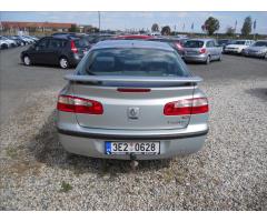 Renault Laguna 1,8 88Kw 16V RXT - 7