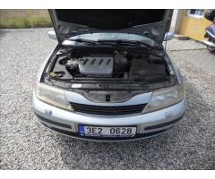 Renault Laguna 1,8 88Kw 16V RXT - 20