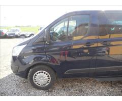 Ford Tourneo Custom 2,2 TDCi 92kW 8 míst!!! - 10