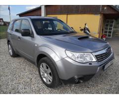 Subaru Forester 2,0 D 108Kw Active - 3