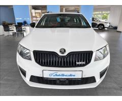 Škoda Octavia 2,0   TDI 135kW RS,DSG,SERVISKA - 2