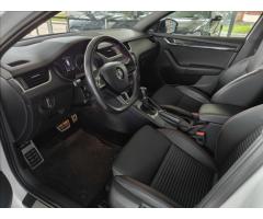 Škoda Octavia 2,0   TDI 135kW RS,DSG,SERVISKA - 7