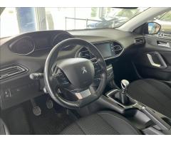 Peugeot 308 1,2   96kW,SERVISKA,NOVÉ ROZVODY,ČR - 10