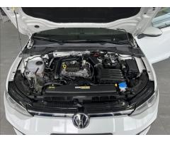 Volkswagen Golf 1,0   TSI81kW,LIFE,1.MAJ,ČR,SERVISKA - 16