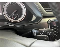 Škoda Superb 2,0 TDI 110kW Style  1MAJ,SERVISKA,ČR,DSG - 33