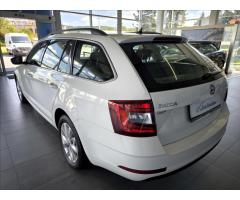 Škoda Octavia 2,0   TDI110kW,STYLE,1.M,ČR,SERVISKA - 4