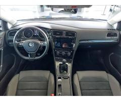 Volkswagen Golf 1,5   TSI 110kW,HIGHLINE,ČR,1.MAJ - 8