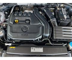 Volkswagen Golf 1,5   TSI 110kW,HIGHLINE,ČR,1.MAJ - 27