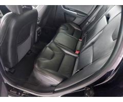 Volvo XC60 2,4   D 129kW,2.MAJ,SERVISKA,SUMMUM - 21