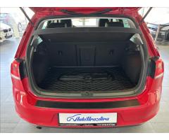 Volkswagen Golf 1,6   TDI 81kW,SERVISKA,CUP - 22