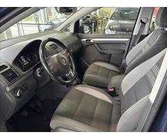 Volkswagen Touran 2,0   TDI 103kW,SERVISKA,7 MÍST - 7