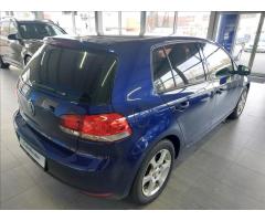 Volkswagen Golf 1,2   TSI,2.MAJITEL,SERVISKA - 6