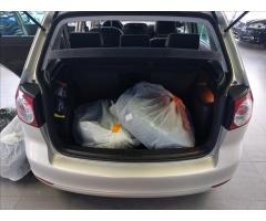 Volkswagen Golf Plus 1,2   TSI,2.MAJITEL,SERVISKA - 25